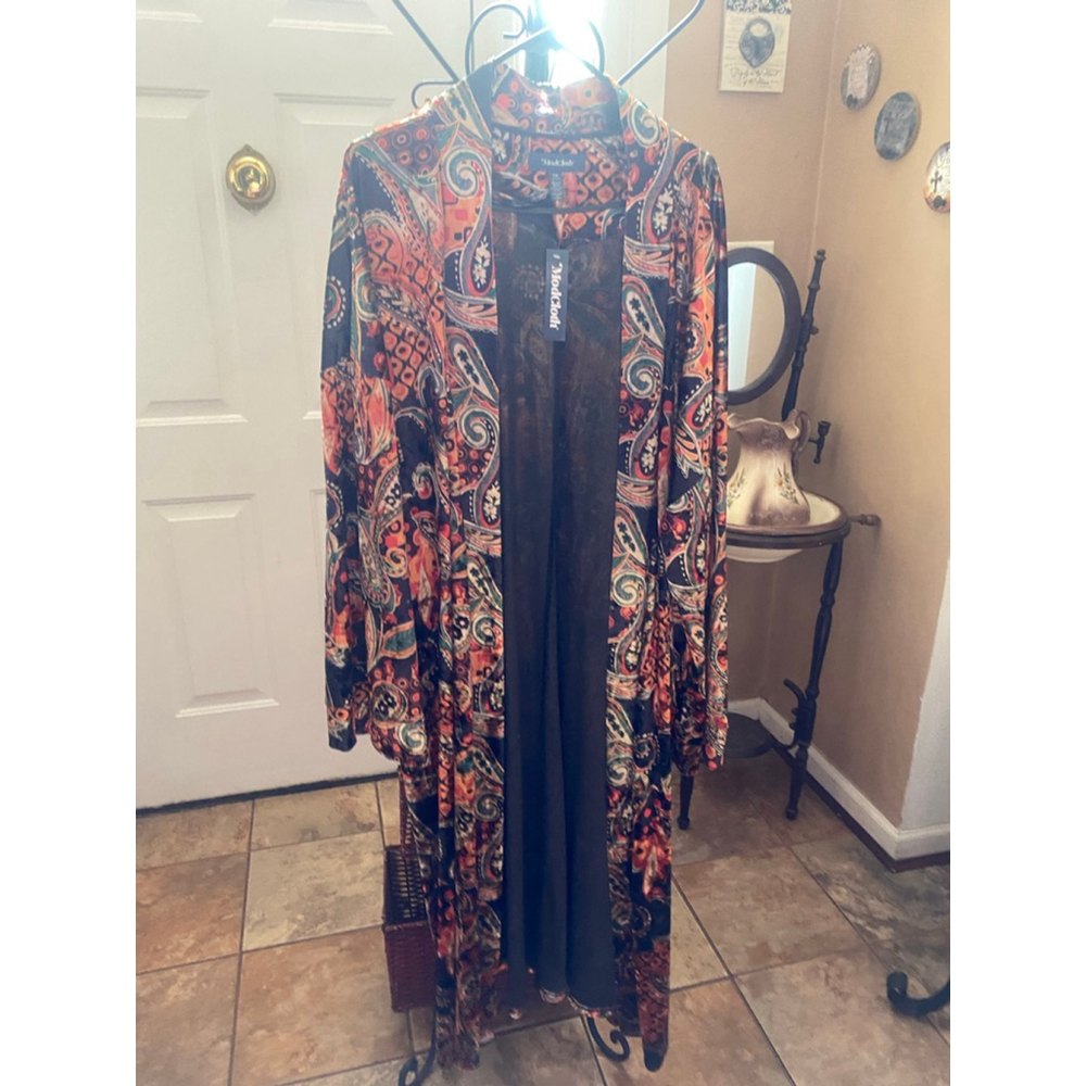 Women's ModCloth 1X Black Orange Paisley Cardigan